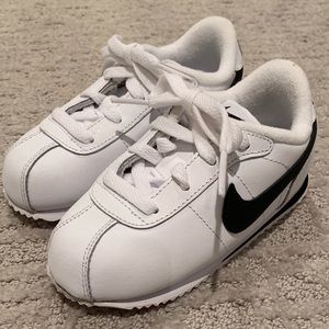 New White Nike Shoes Size 8